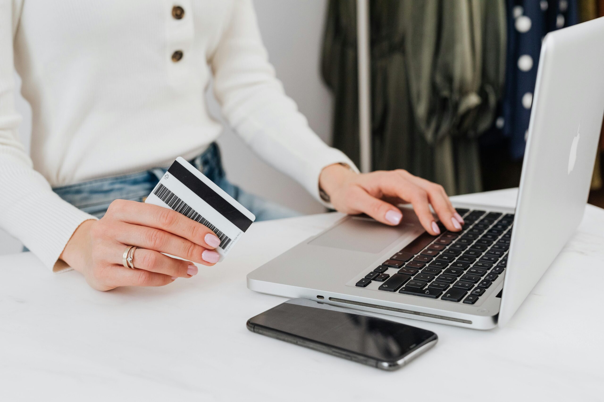 Benefits of Credit Cards in India, best air travel credit card, Cashback Cards, credit card, credit card apply documents, credit card document required, credit card documents "credit information bureau india" or "cibil", credit card documents required, credit card FAQs, Credit Card Features, credit card tips, Credit Card Types, credit card usage and cibil score, credit card utilization impact on credit score, credit ratio, credit score India, credit utilization, document needed for credit card, document required for, documents needed for credit card, documents required for credit card, documents required for credit card application, documents required to apply credit card, documents to apply for credit card, emi, everything is fine online What are rewards credit cards, factors affecting credit score, how credit cards work, how much credit score required for credit card, How to Use Credit Cards, Indian Credit Cards, interest rate, recommended number of credit cards, Reward Points, types of credit, what are the documents required for credit card, What are low-interest credit cards